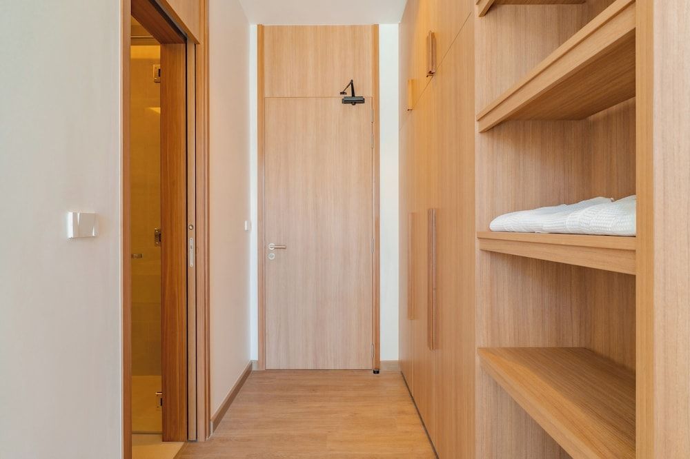 Modern Tropical Pool Villa - Saiyuan Villa, 3 Bedrooms, Garden View 22