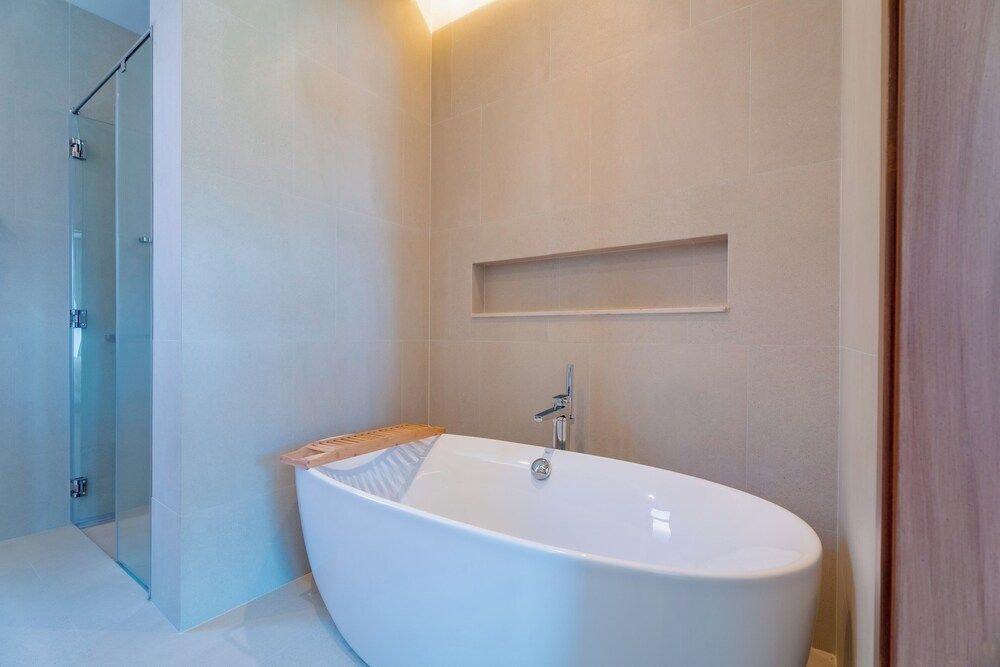 Modern Tropical Pool Villa - Saiyuan Villa, 3 Bedrooms, Garden View 17