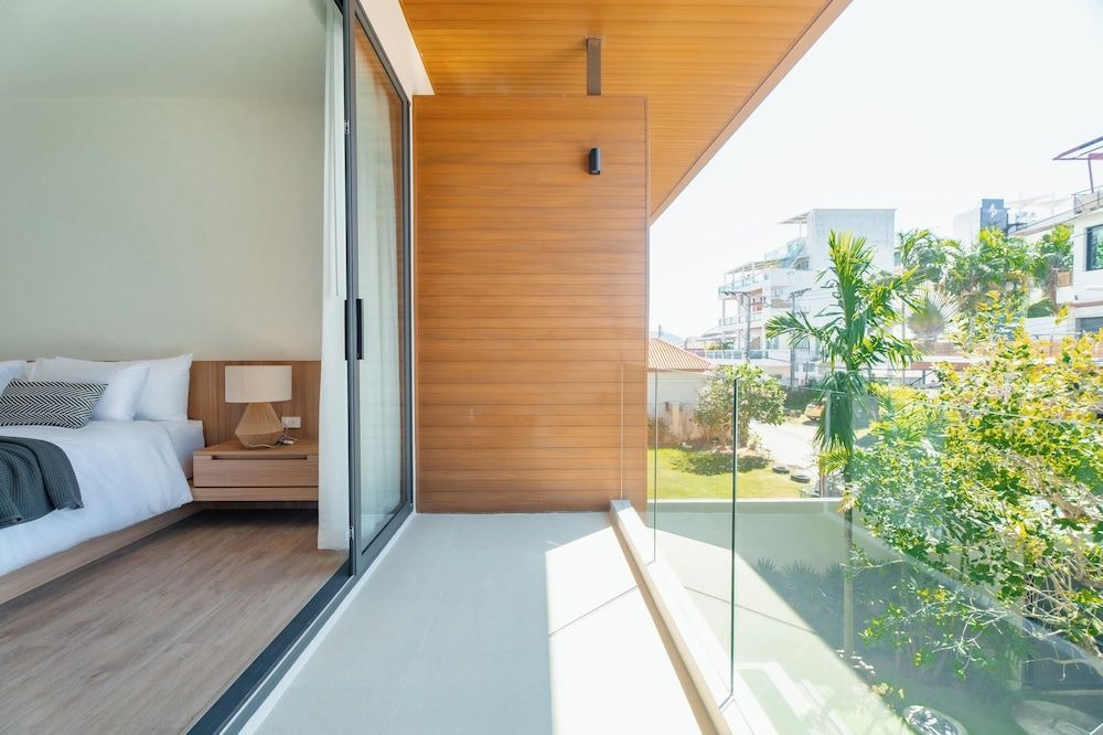 Modern Tropical Pool Villa - Saiyuan Villa, 3 Bedrooms, Garden View 12