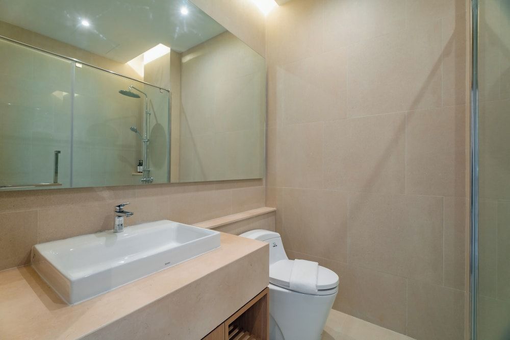 Modern Tropical Pool Villa - Saiyuan Villa, 3 Bedrooms, Garden View 16