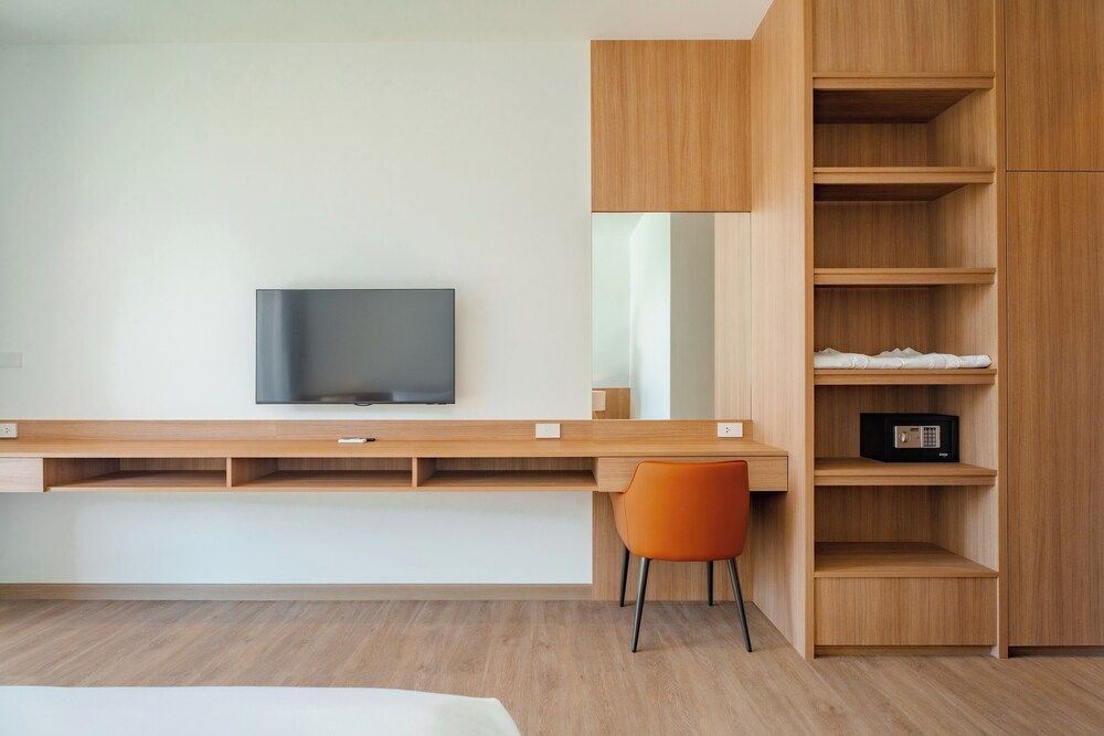 Modern Tropical Pool Villa - Saiyuan Villa, 3 Bedrooms, Garden View 20