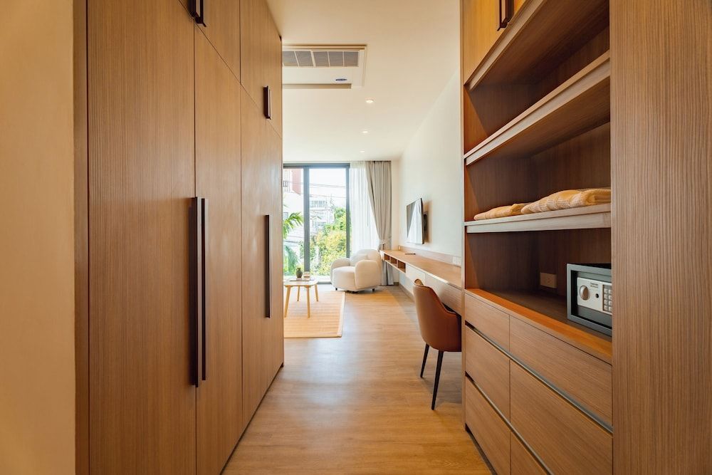 Modern Tropical Pool Villa - Saiyuan Villa, 3 Bedrooms, Garden View 21