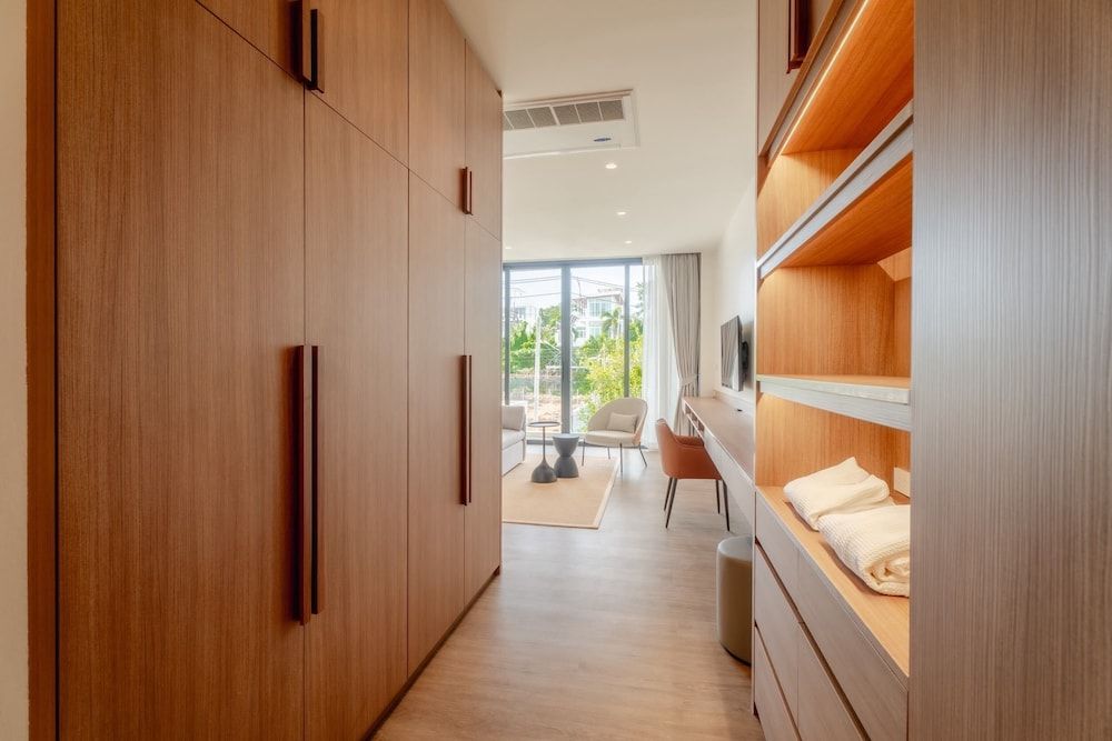 Modern Tropical Pool Villa - Saiyuan Deluxe Villa, Garden View 14