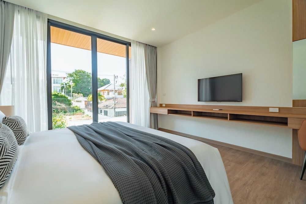 Modern Tropical Pool Villa - Saiyuan Villa, 3 Bedrooms, Garden View 8