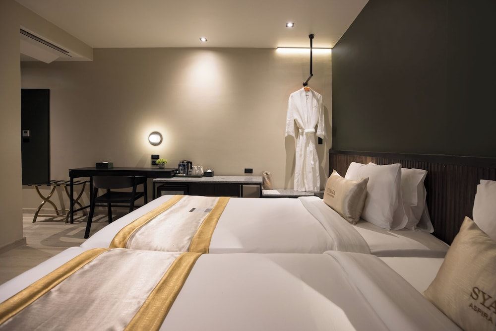 Superior Twin Room