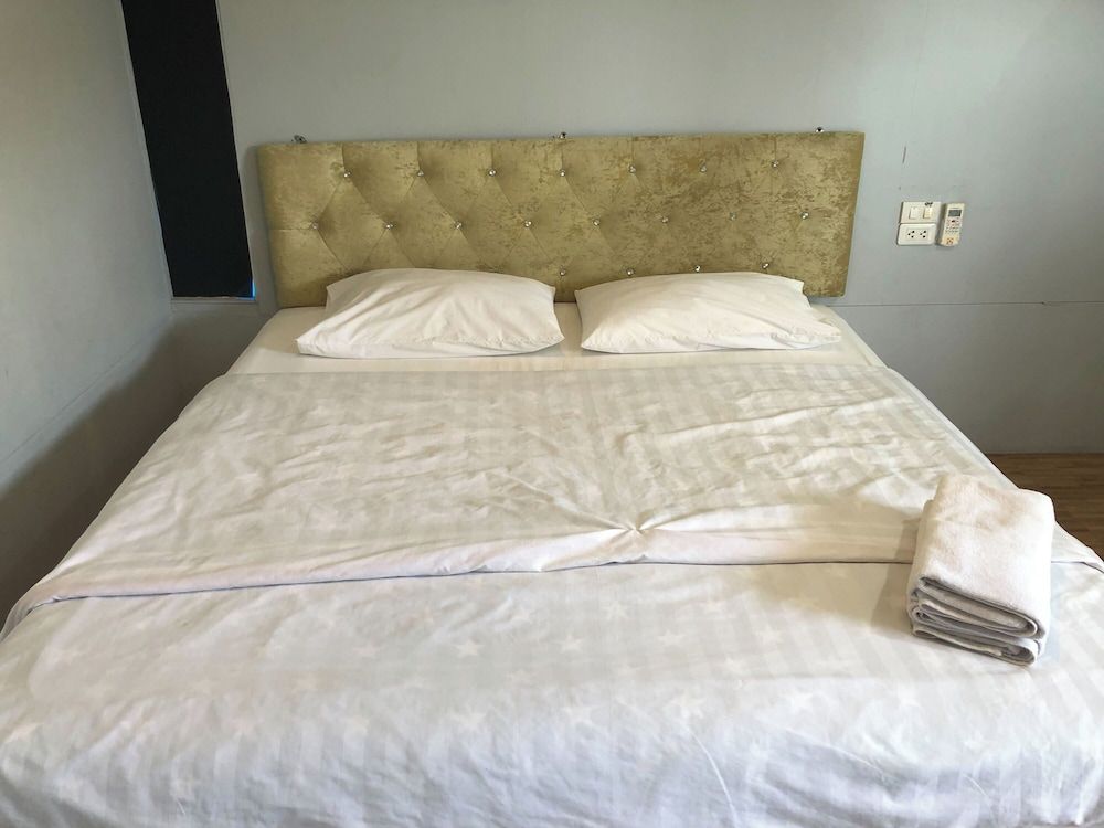 Suksabai Raiwan And Pool Villa Standard Bungalow 3