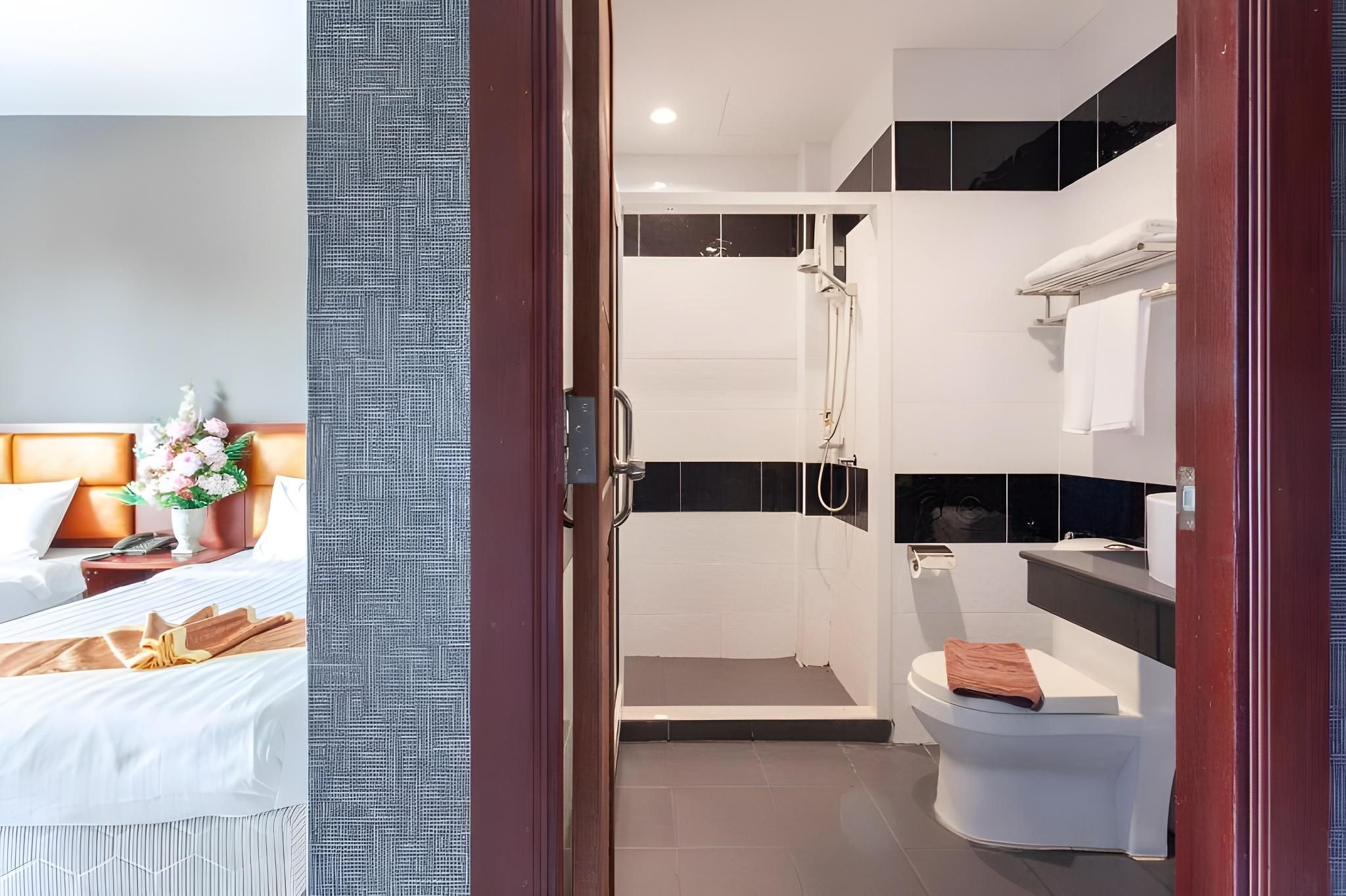 CK Resort Pattaya Deluxe Twin Room 5