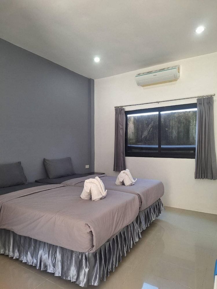 3 Tigers Resort & Hostel Basic Double Room 3