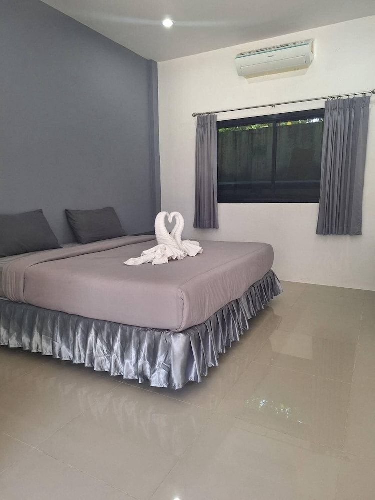 3 Tigers Resort & Hostel Basic Double Room 5