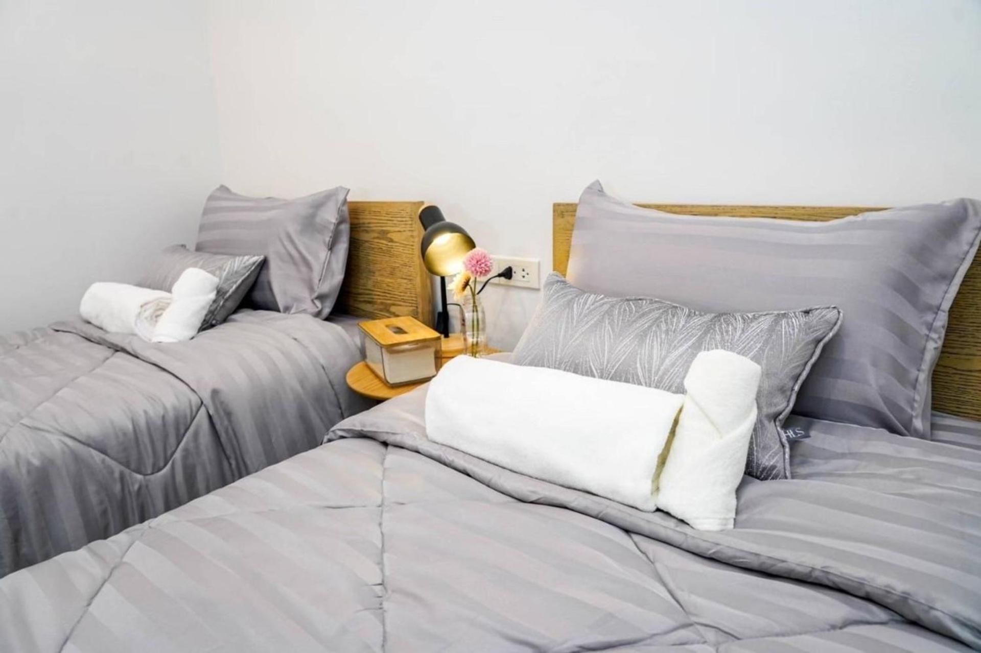 Twin Room with Shared Bathroom