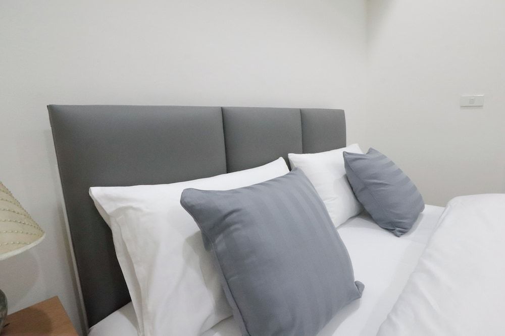 Double Room with Private Bathroom (No Windows)