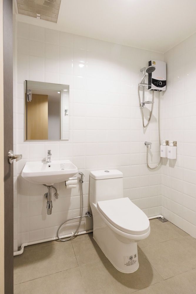 Takka Hotel - Bearing Single Room 4