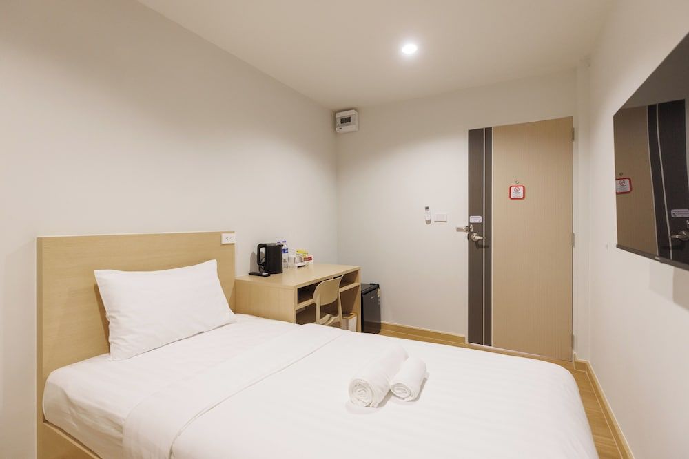 Takka Hotel - Bearing Single Room 3