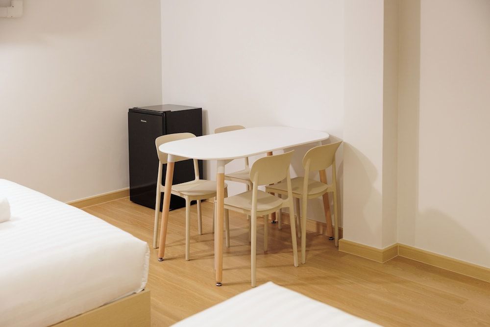 Takka Hotel - Bearing Family Room 9