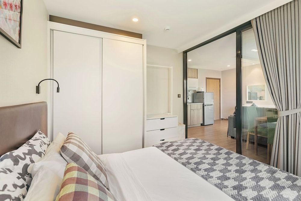 Standard Apartment, Balcony, Courtyard View