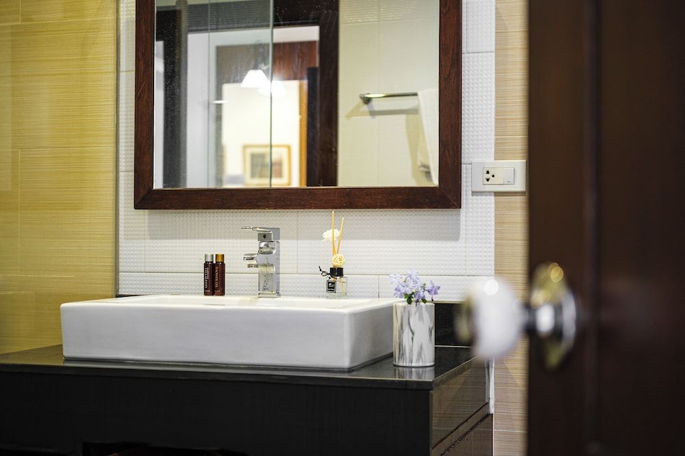 Massarossa Pool Villa Pattaya Deluxe Villa, 3 Bedrooms, Pool View 9