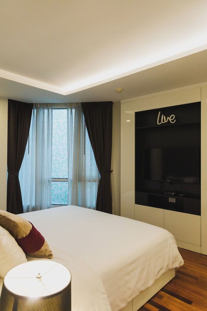 Beverly 33 Suites by PROMPT HOLIDAY HOME Deluxe Suite, 1 Bedroom 3