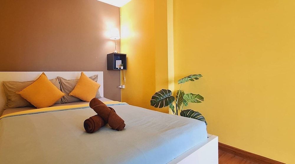 Basic Double Room, Garden View