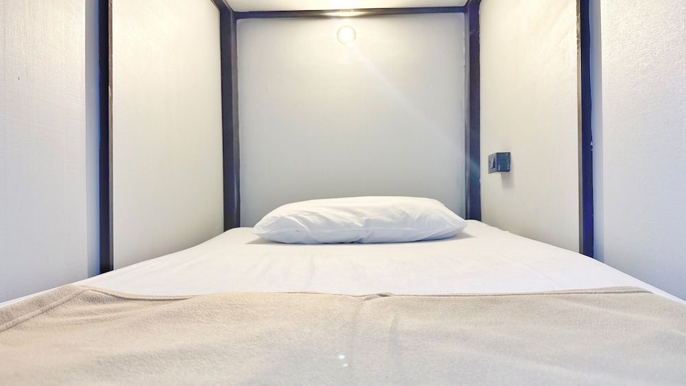 4 Bed Mixed Dormitory Room