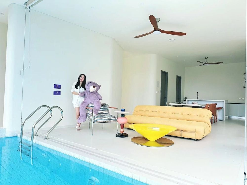 Pool villa with slide karaoke kitchen