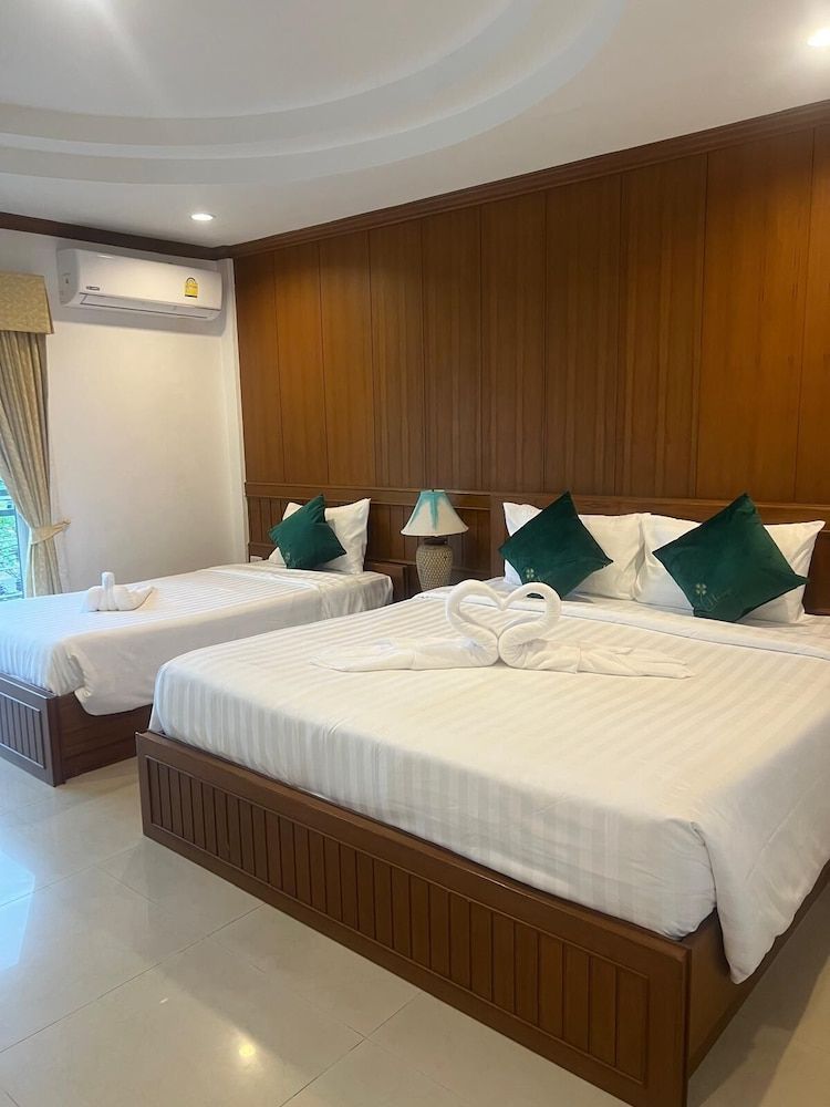 Luxury Triple Room, Balcony, Mountain View