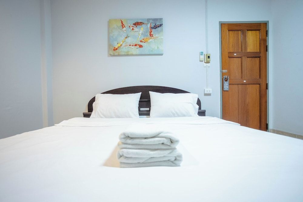 Mitr Inn Hua Hin Beach Studio 2