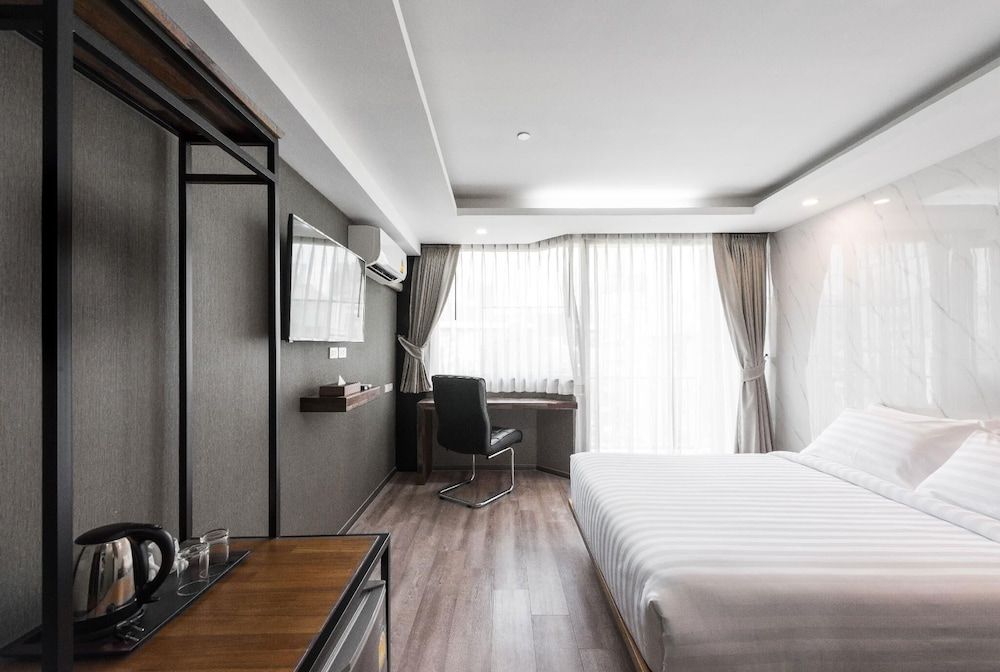 Deluxe Double Room, Non Smoking, Private Bathroom