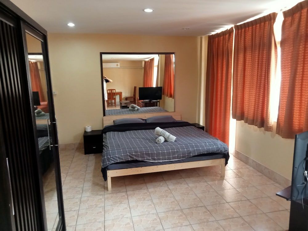 Welcome Lounge Jomtien Standard Studio Suite, Partial Sea View 4