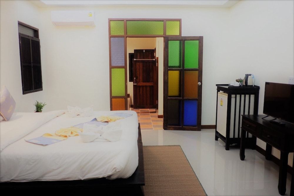 Rainforest Huahin Village Hotel Superior Double Room 3