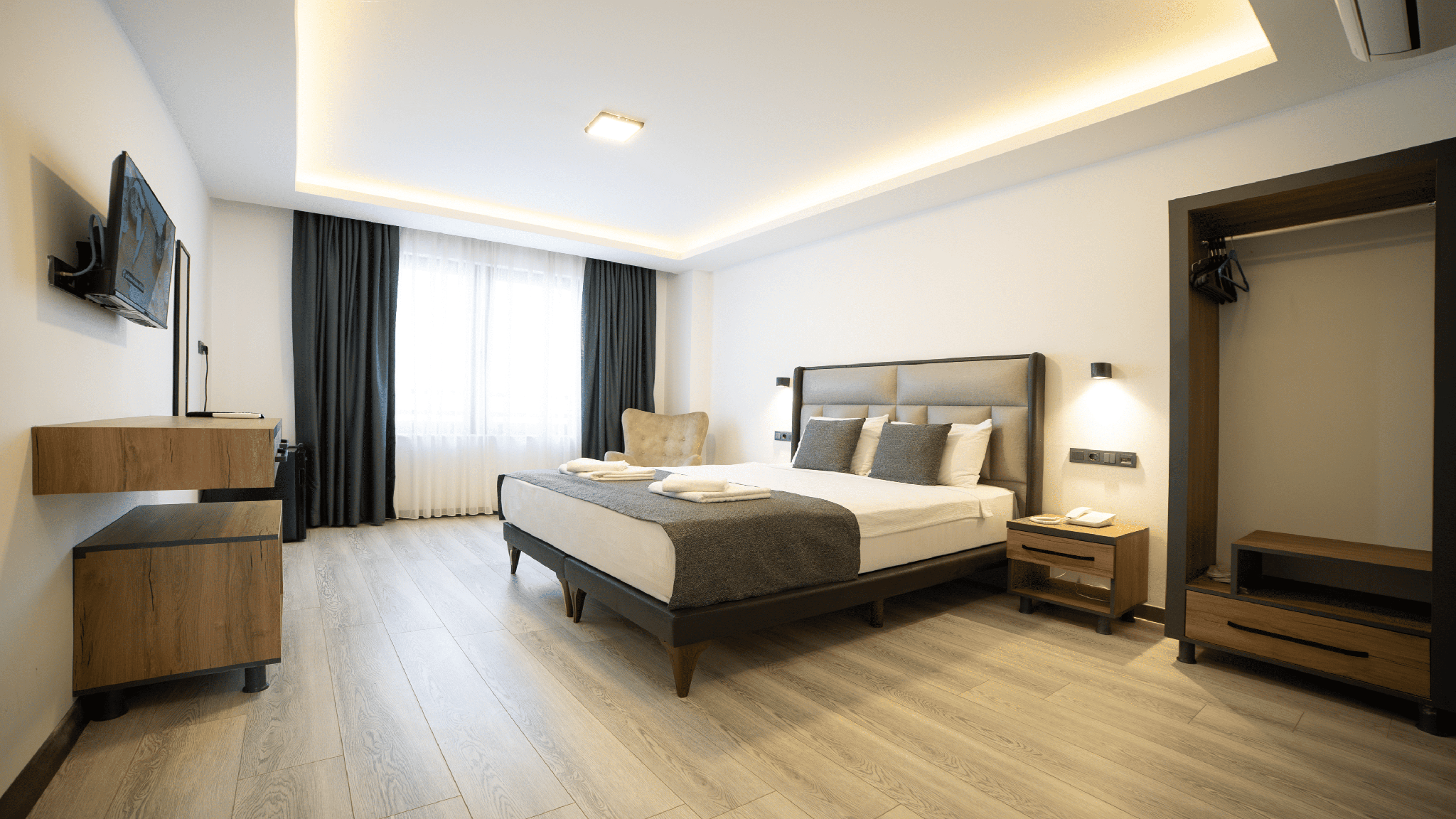 Deluxe - Garden View