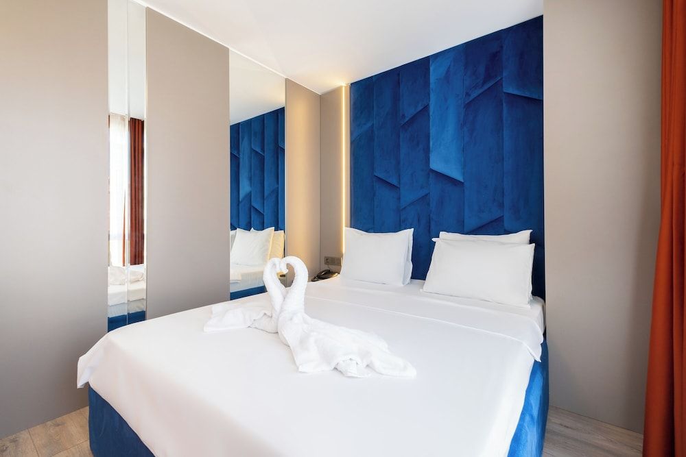 Standard Double Room, Garden View