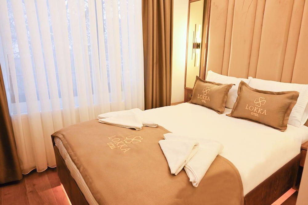 Deluxe Double Room, Partial Sea View