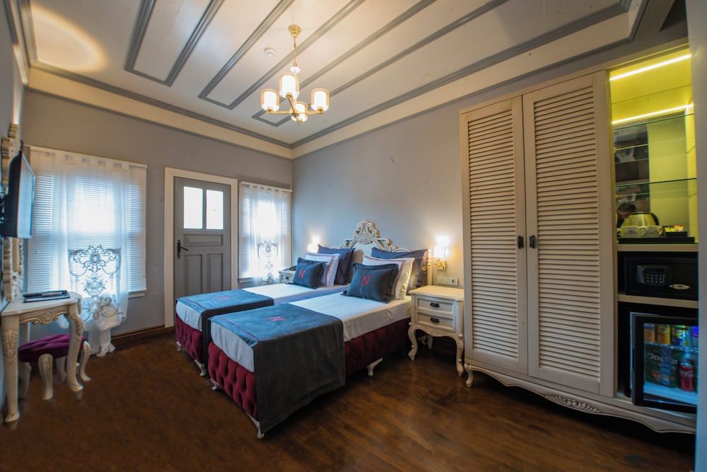 Deluxe Double or Twin Room
