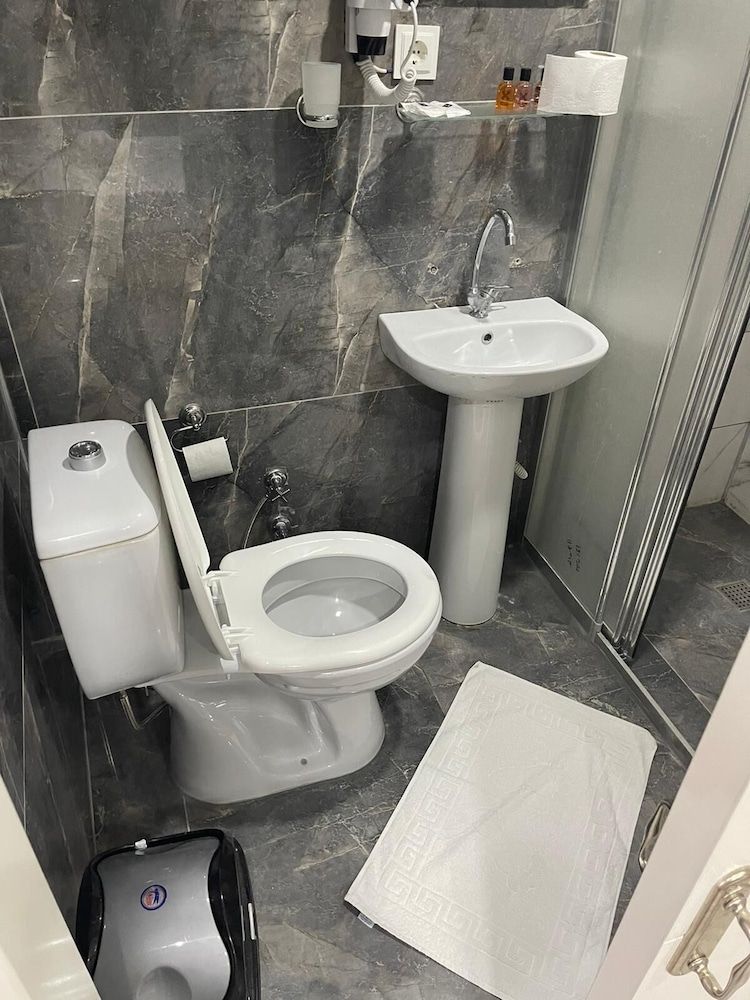 Basic Single Room