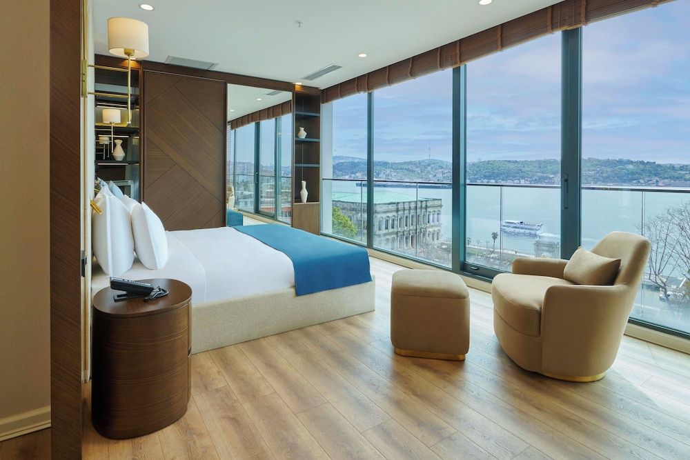 Ciragan Suite, Bosphorus View