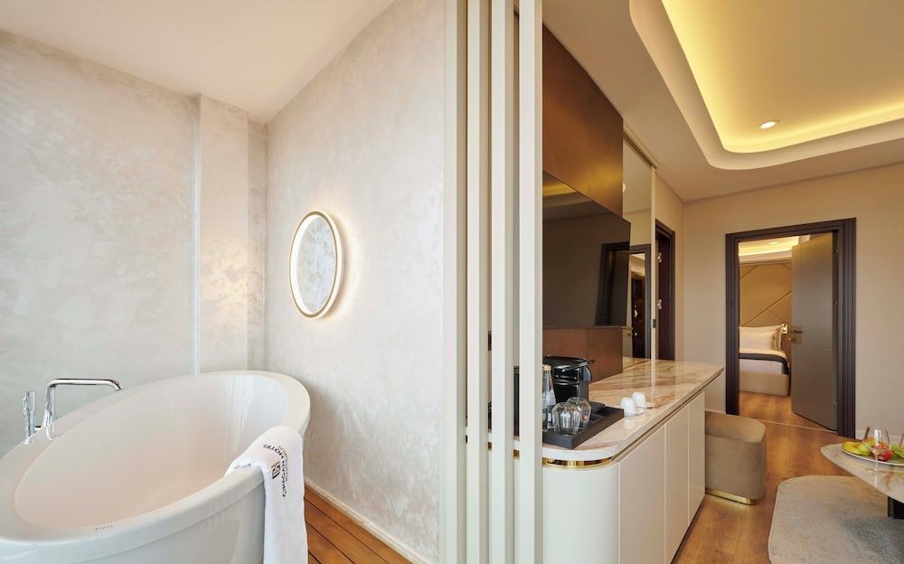 Marmara Suite Bosphorus View