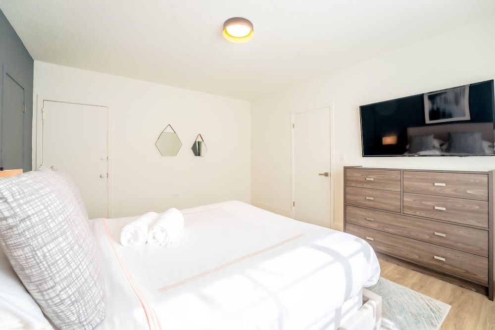 TWO Bedroom Apartment Apartment 9