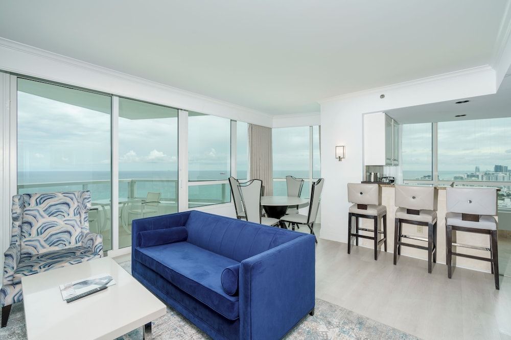 Tresor Partial Oceanfront One Bedroom