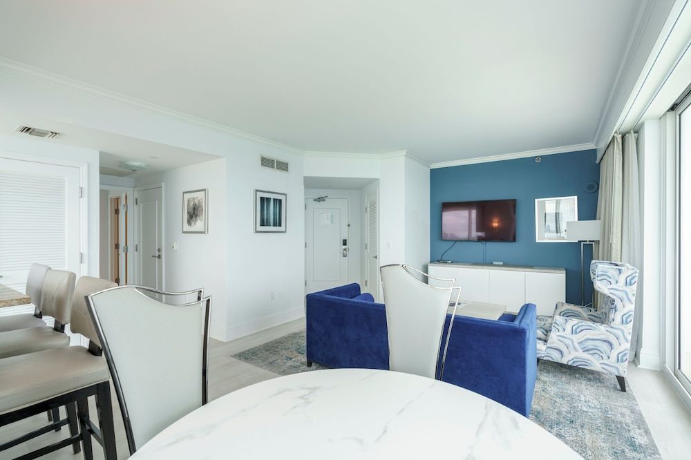 Tresor Ocean Front One Bedroom