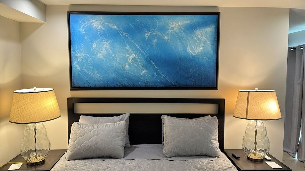 Premier Apts in Vibrant Downtown LA Deluxe Apartment, 1 Queen Bed