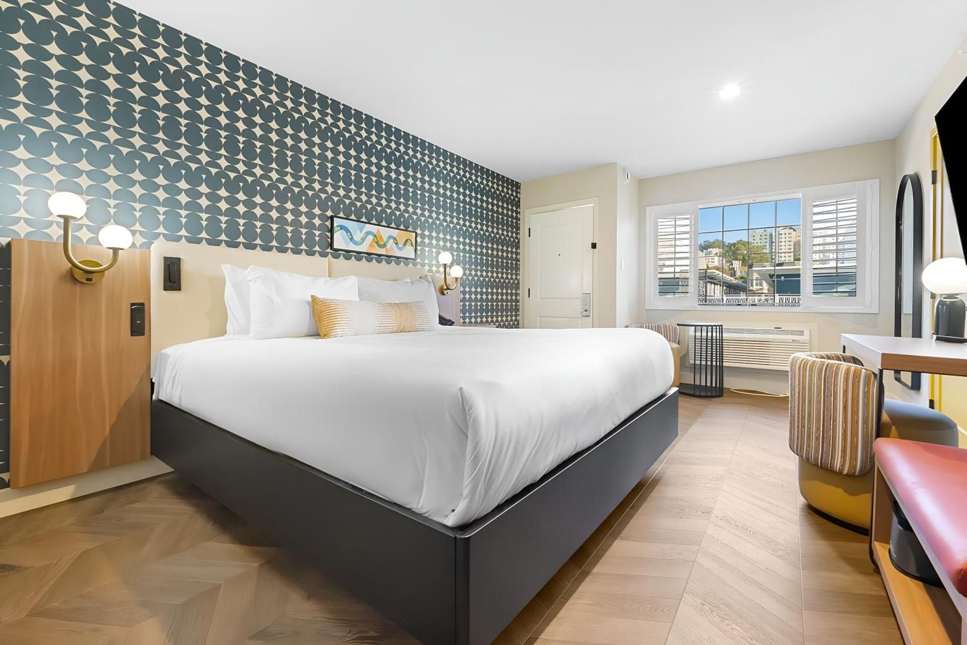 Deluxe Double Room with Extra Bed