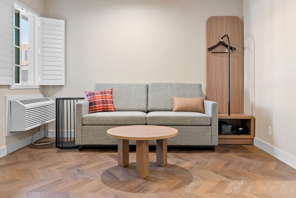 Star Motel Deluxe Room 49