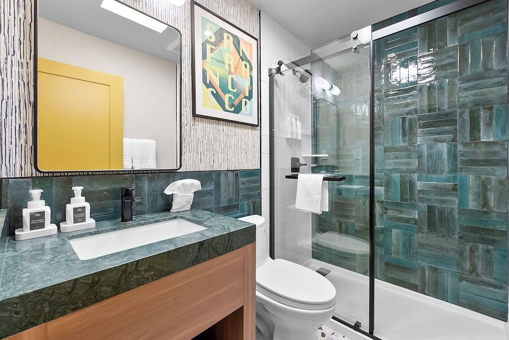 Star Motel Deluxe Room 13