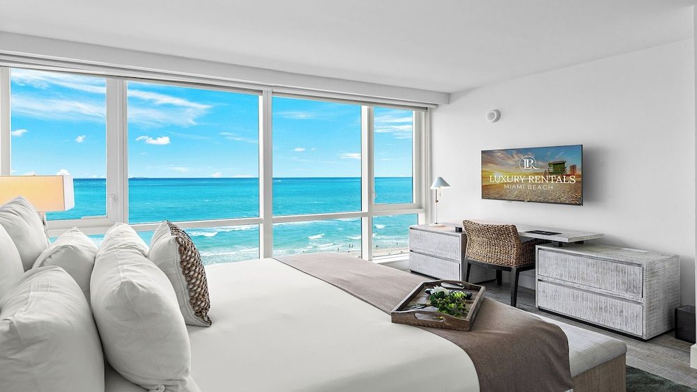 Luxury Suite, 2 Bedrooms, Kitchen, Ocean View