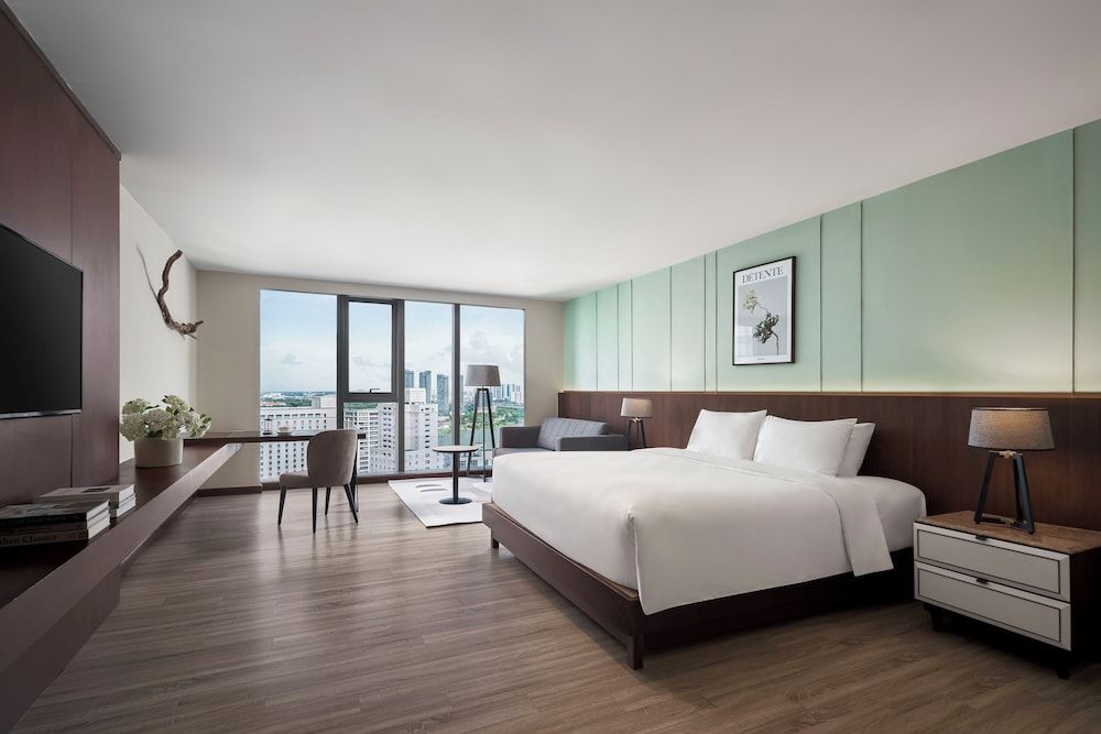 Superior Room, City View