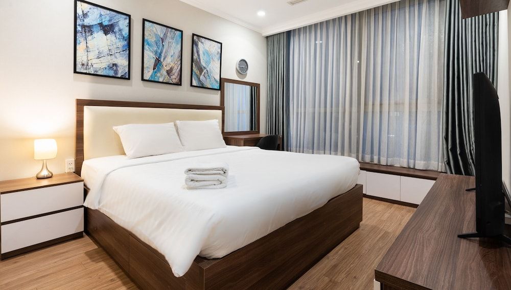 Luxury Apartment, 2 Bedrooms, Balcony, City View