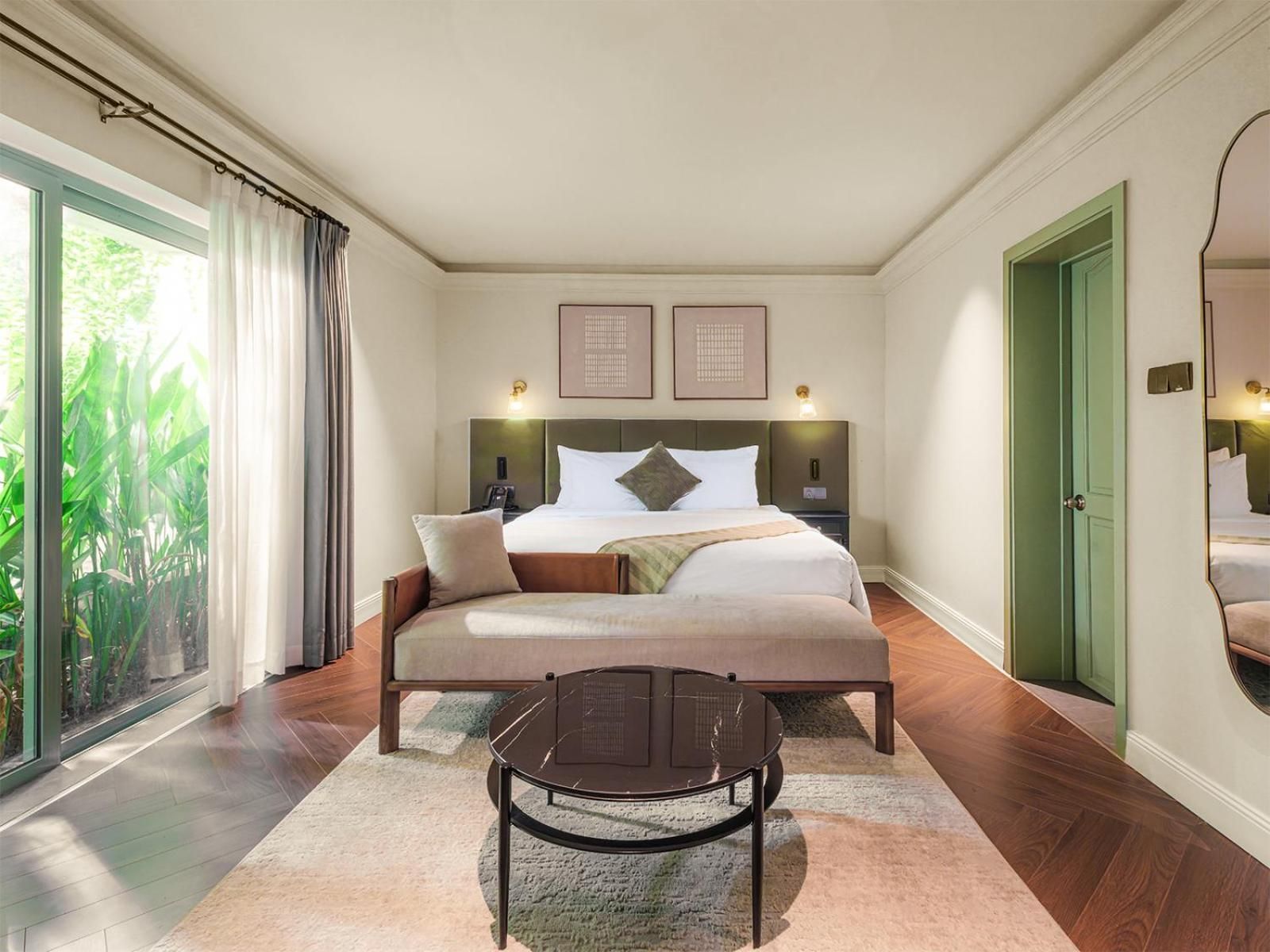 Premier Room