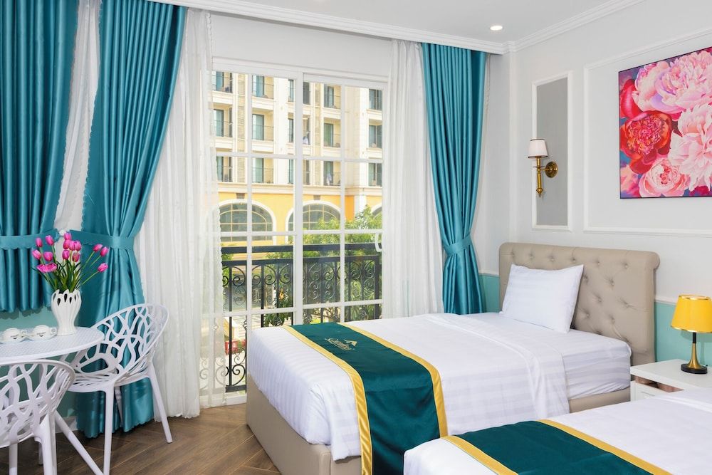 Catarina Hotel Phu Quoc Family Room, City View 2