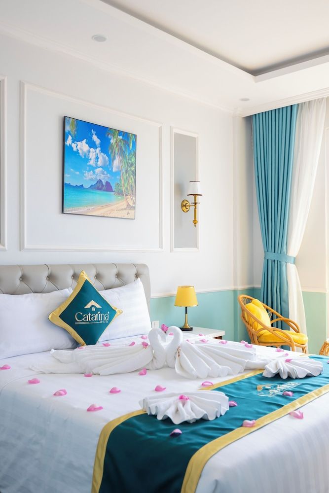 Catarina Hotel Phu Quoc Deluxe Double Room, Sea View