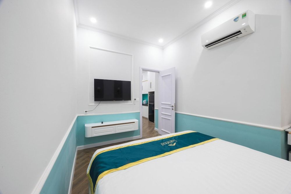 Traditional Apartment